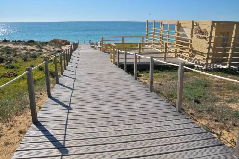 Albufeira (c) Alesia Belaya